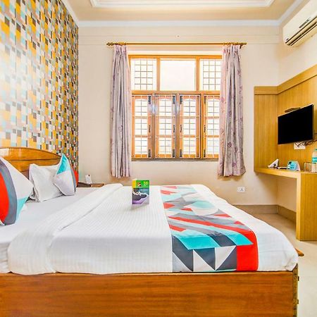 Fabexpress Gomti Hotell Dehradun Exteriör bild