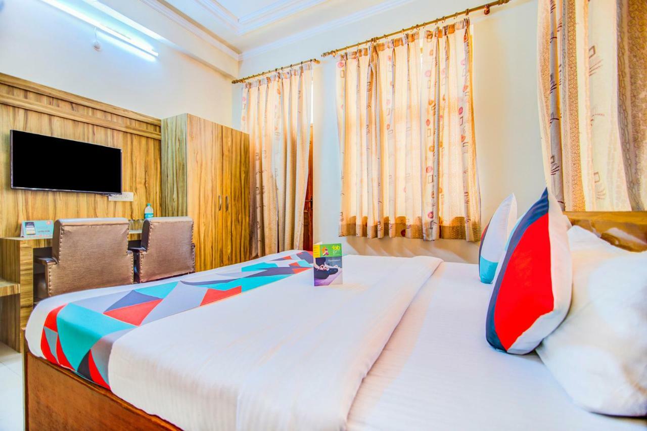 Fabexpress Gomti Hotell Dehradun Exteriör bild